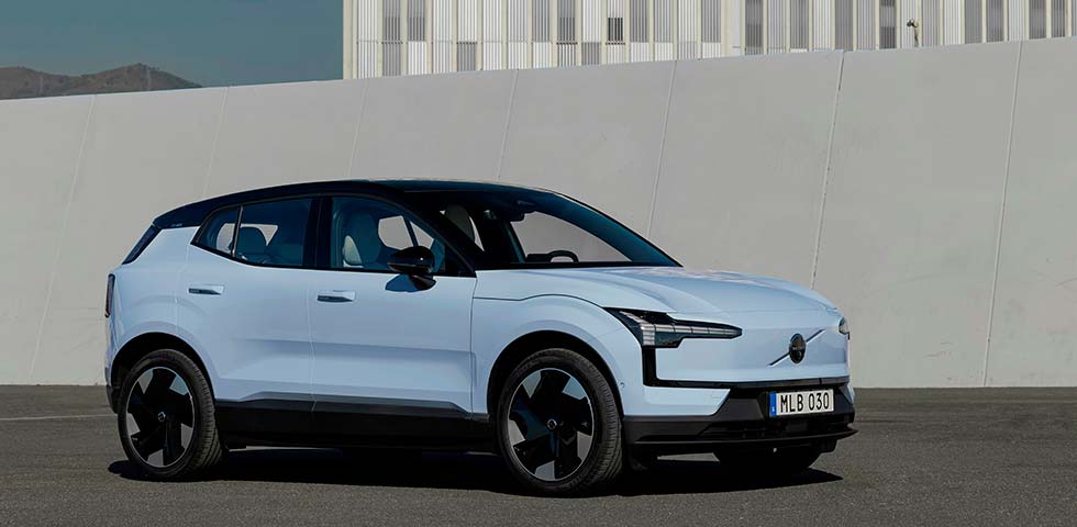TOP 20 Coches 100% Eléctricos con más autonomía (2025) | Volvo EX 30 Volvo EX30 Single Motor Extended Range - 480 km autonomía - Coche eléctrico